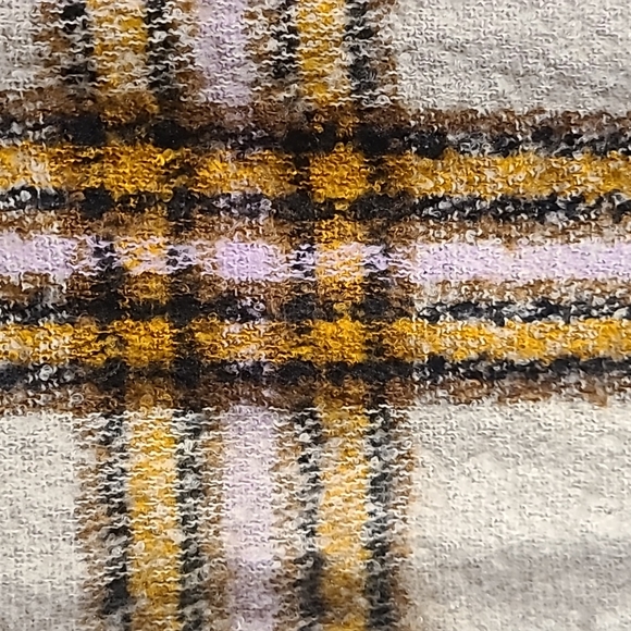 🥳3for$10🥳 SOFT Plaid Scarf - Picture 2 of 3